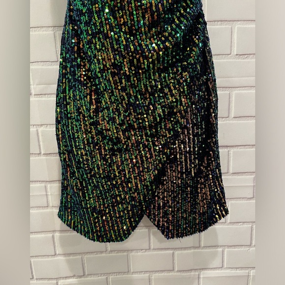 CITY TRIANGLES juniors black-iridescent sequin dress/size 5 - Picture 2 of 12